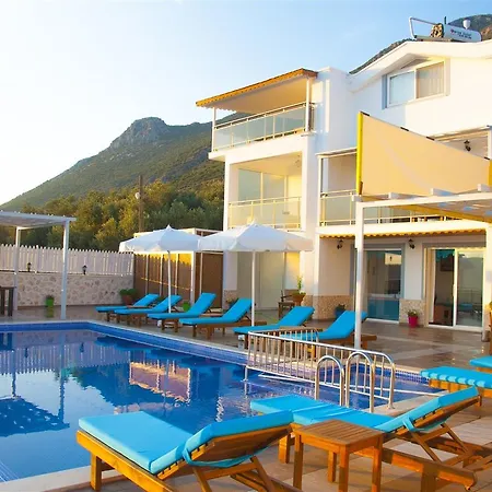 Akca Kalkan